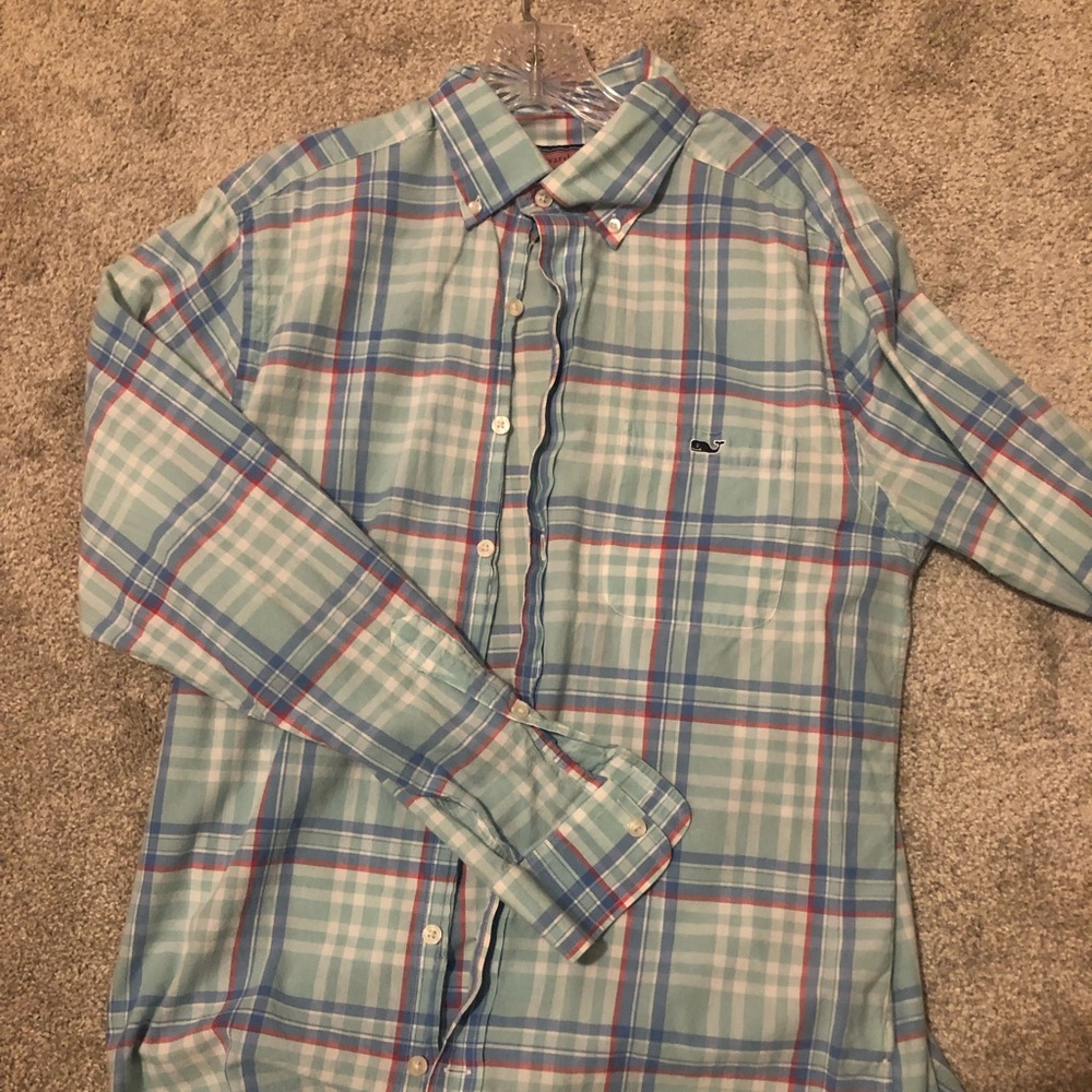 Vineyard vines blue plaid button down medium